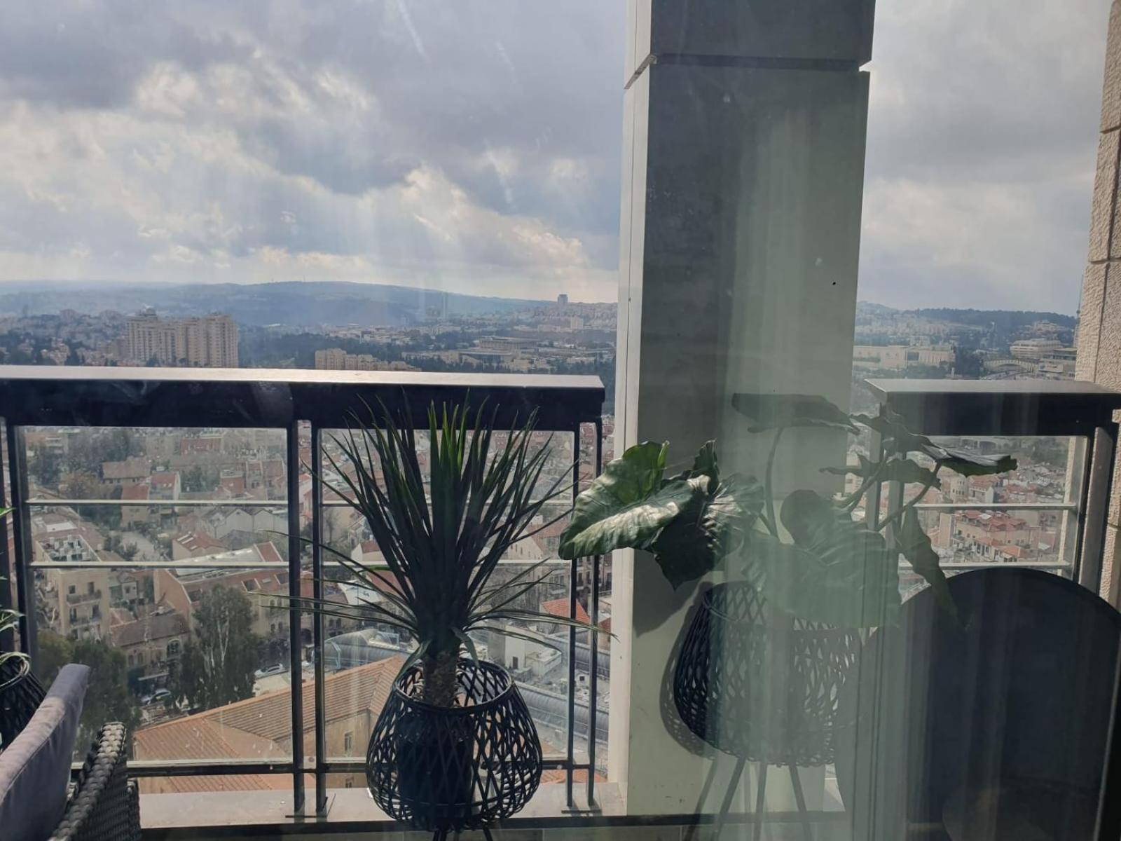 Jtower Royal Suites - Alefimmoed 예루살렘 외부 사진